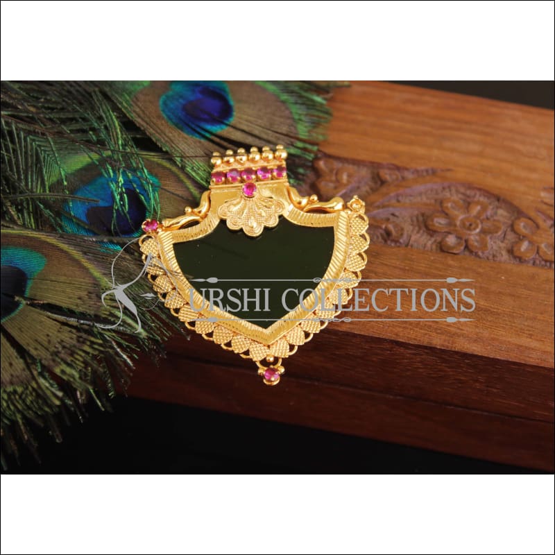 Kerala style Gold plated Palakka Pendant M2378 - Pendant Set