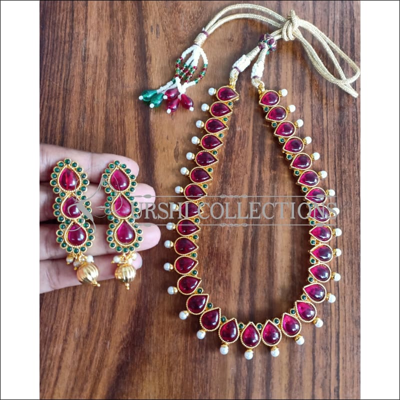 DESIGNER GOLD PLATED KEMPU NECKLACE SET UTV1110 - MULTY - Necklace Set