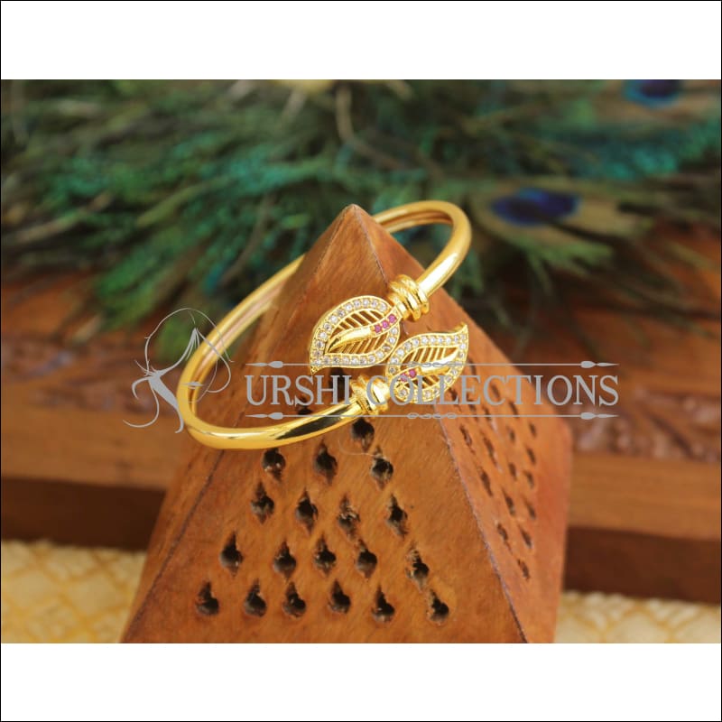 Gold Platted CZ Design Kada M1517 - 2.4 - Bracelets