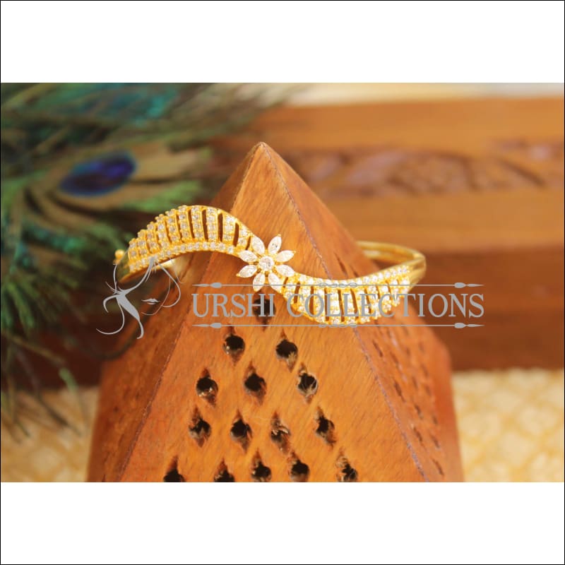 Gold Platted CZ Designer Kada M1562 - Bracelets