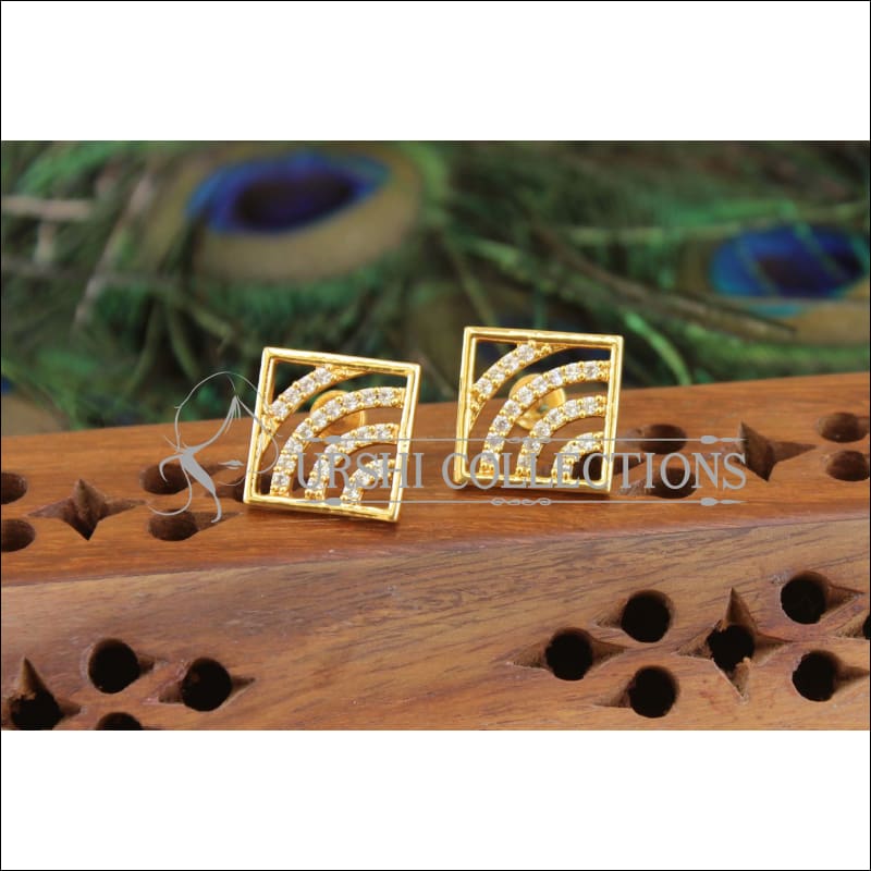 Gold Platted CZ Earrings M1401 - Earrings