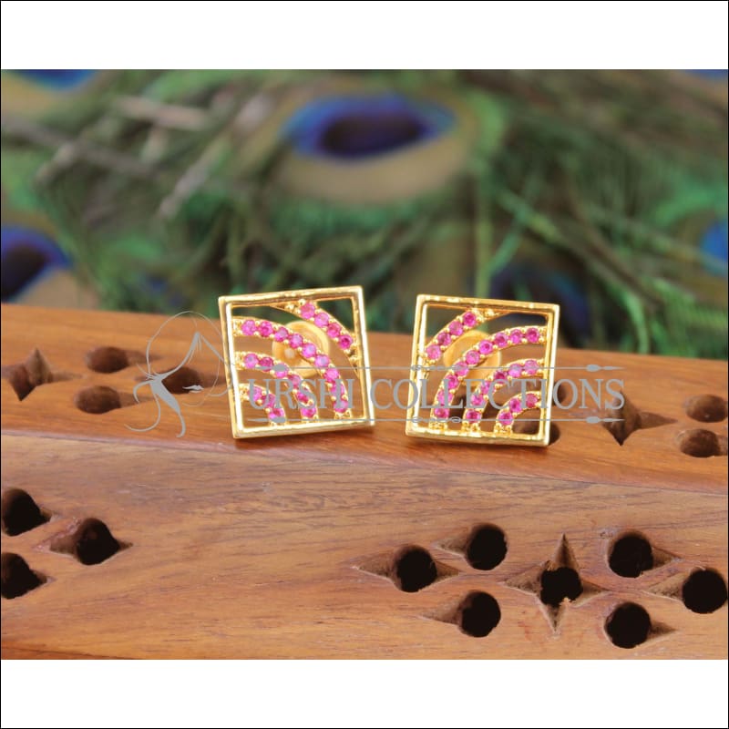 Gold Platted CZ Earrings M1402 - Earrings