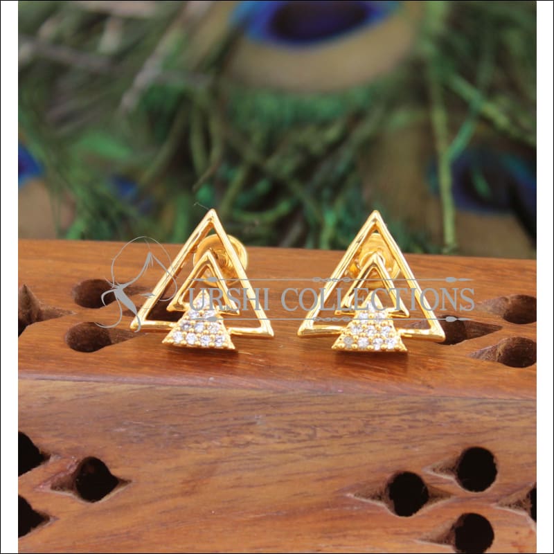 Gold Platted CZ Earrings M1403 - Earrings