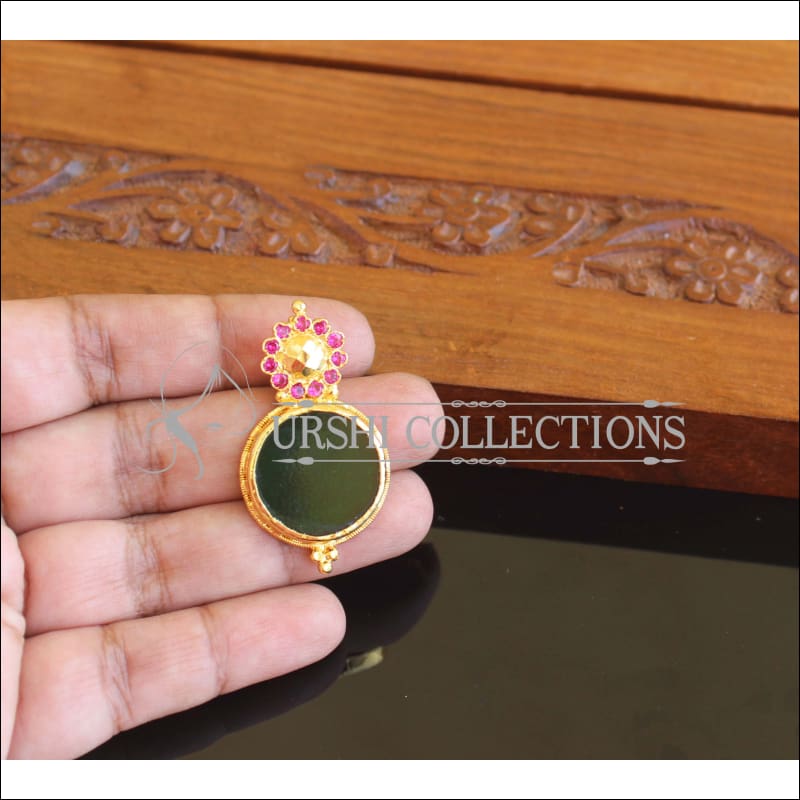 Kerala style Gold plated Palakka Pendant M2173 - Set