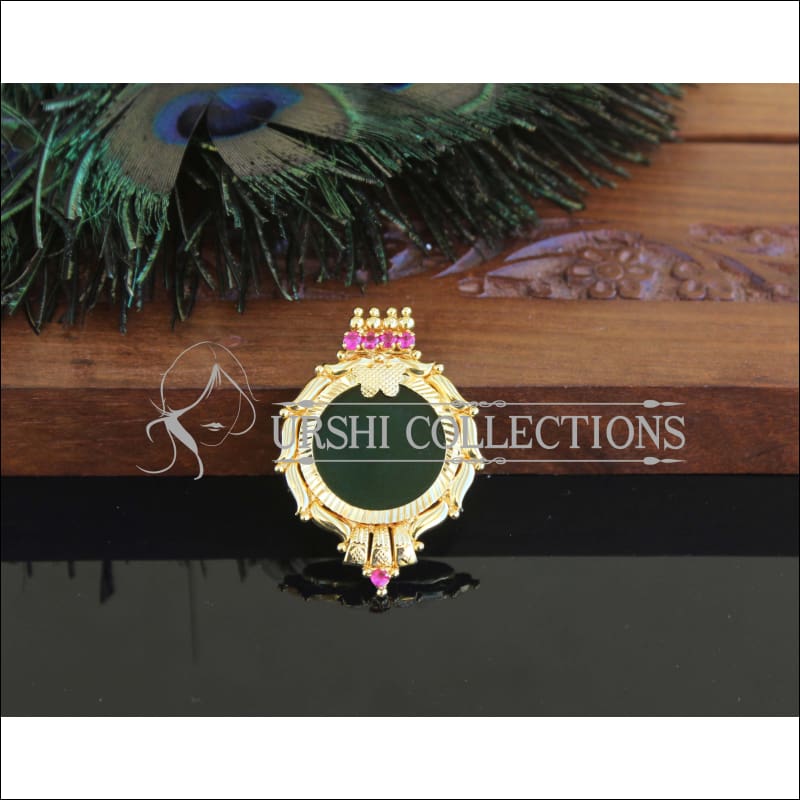 Kerala style Gold plated Palakka Pendant M2367 - Pendant Set