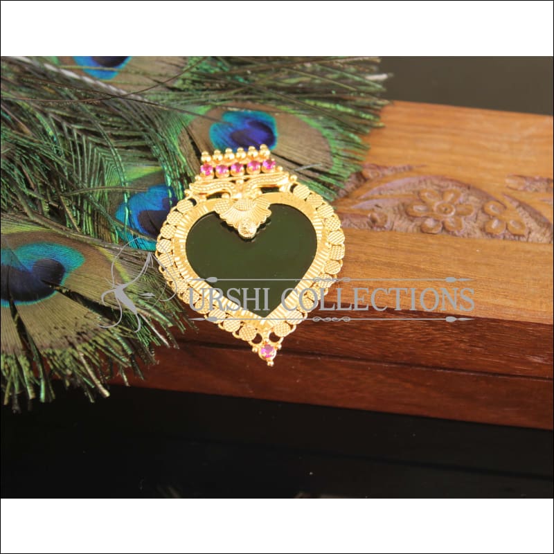 Kerala style Gold plated Palakka Pendant M2376 - Pendant Set