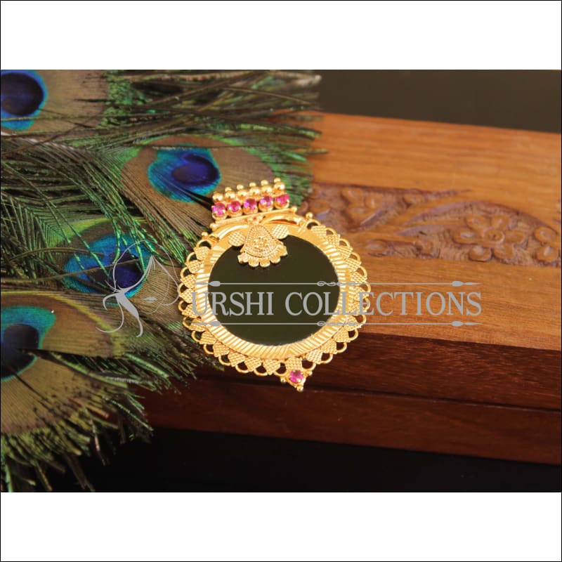 Kerala style Gold plated Palakka Pendant M2380 - Pendant Set