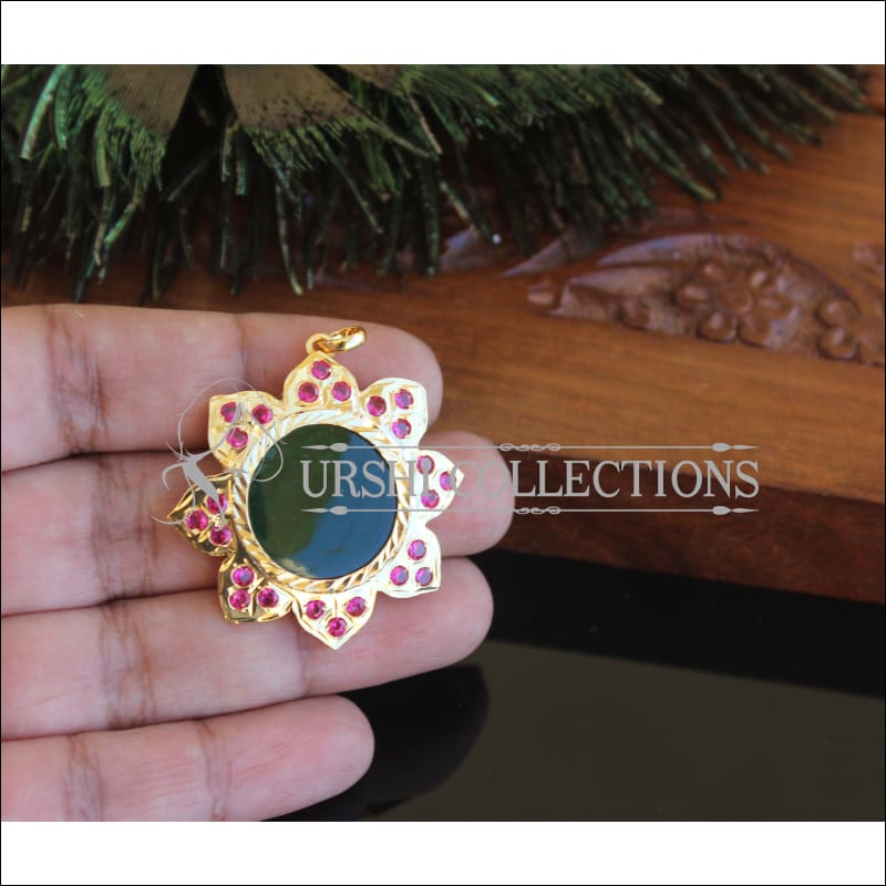 Kerala style Gold plated Special Stone Palakka Pendant M2364 - Pendant Set