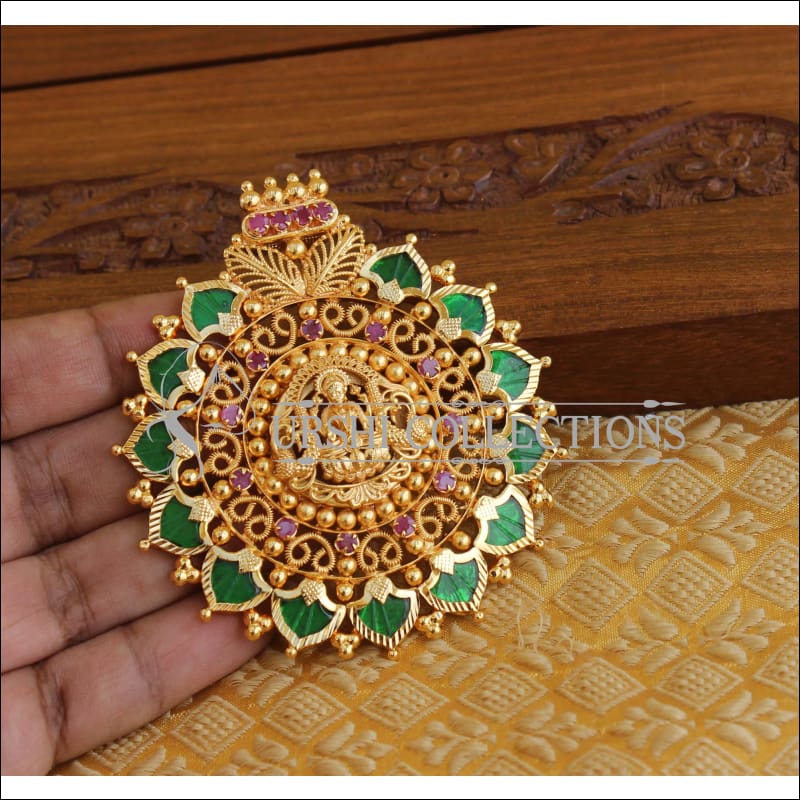 Kerala style gold plated Temple pendant M1097 - Pendant Set