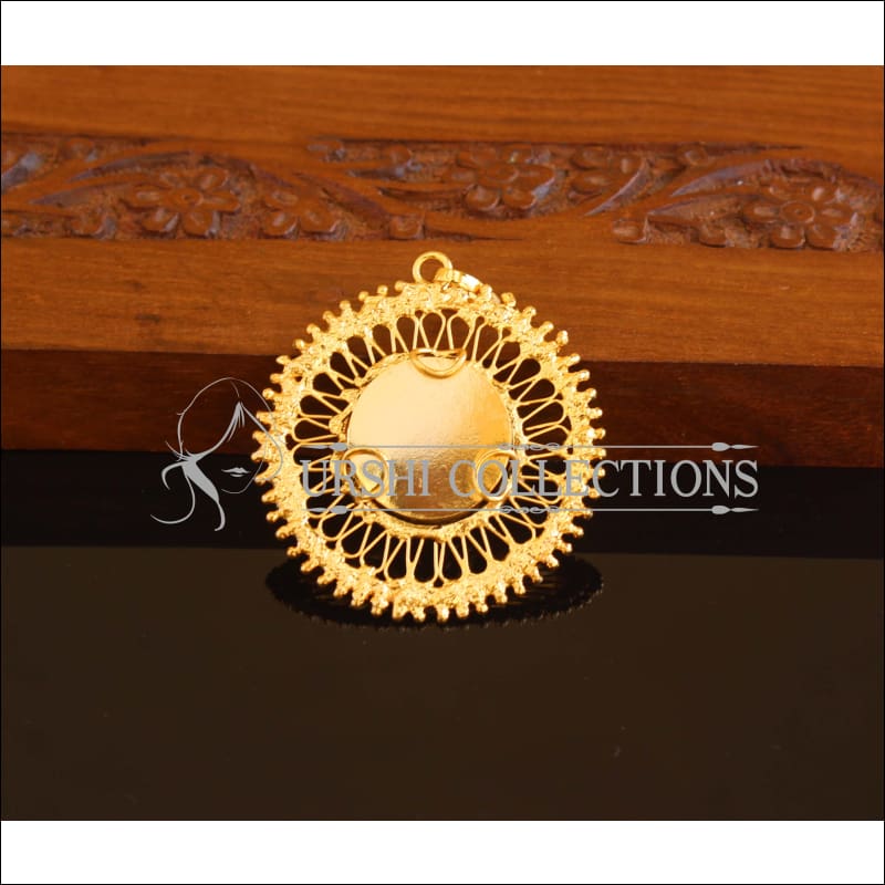Kerala style Gold plated Temple Pendant M2160 - Set