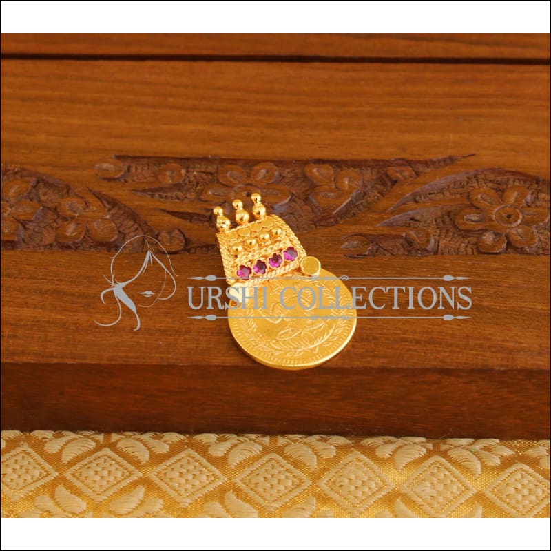 Kerala Style Gold Platted Lakshmi Kasu Pendant M1346 - Pendant Set