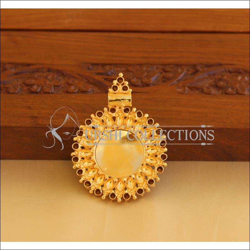 Kerala Traditional Gold Plated Temple Pendant M1862 - Pendant Set