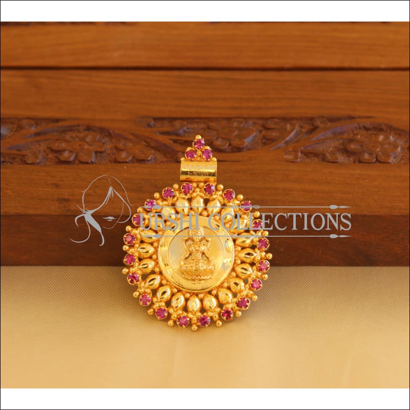 Kerala Traditional Gold Plated Temple Pendant M1862 - Pendant Set