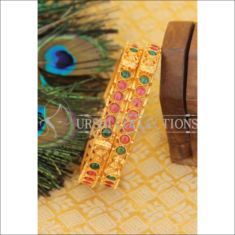 Matte finish temple earrings M683 - 2.6 - Bangles