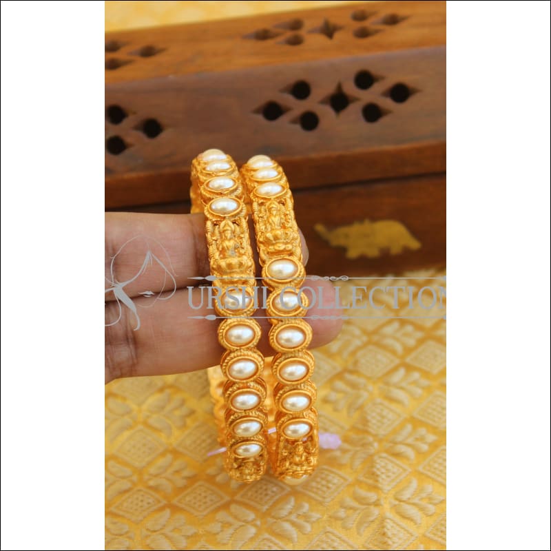 Matte finish Temple earrings M691 - Bangles