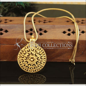 Designer Gold plated kerala style pendant with chain M221 - Pendant Set