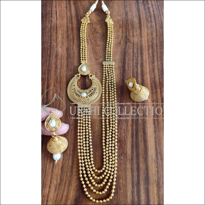 DESIGNER GOLD PLATED MULTY LAYER NECKLACE SET UTV895 - WHITE - Necklace Set
