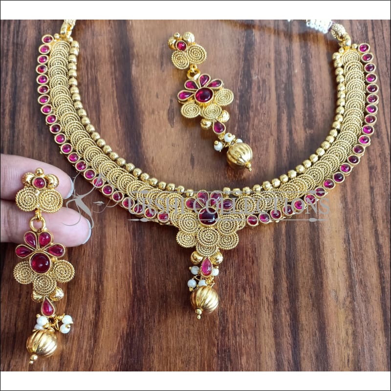 DESIGNER GOLD PLATED NECKLACE SET UTV940 - RUBY - Necklace Set