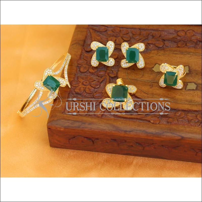 Designer Gold Plated Openable CZ Kada UC-NEW1562 - Bracelets