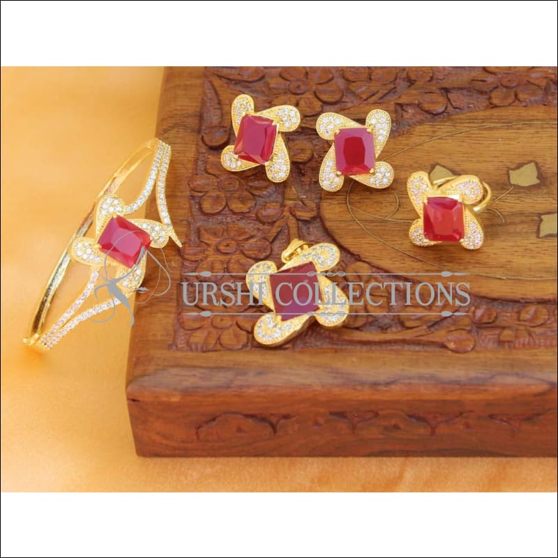 Designer Gold Plated Openable CZ Kada UC-NEW1564 - Bracelets