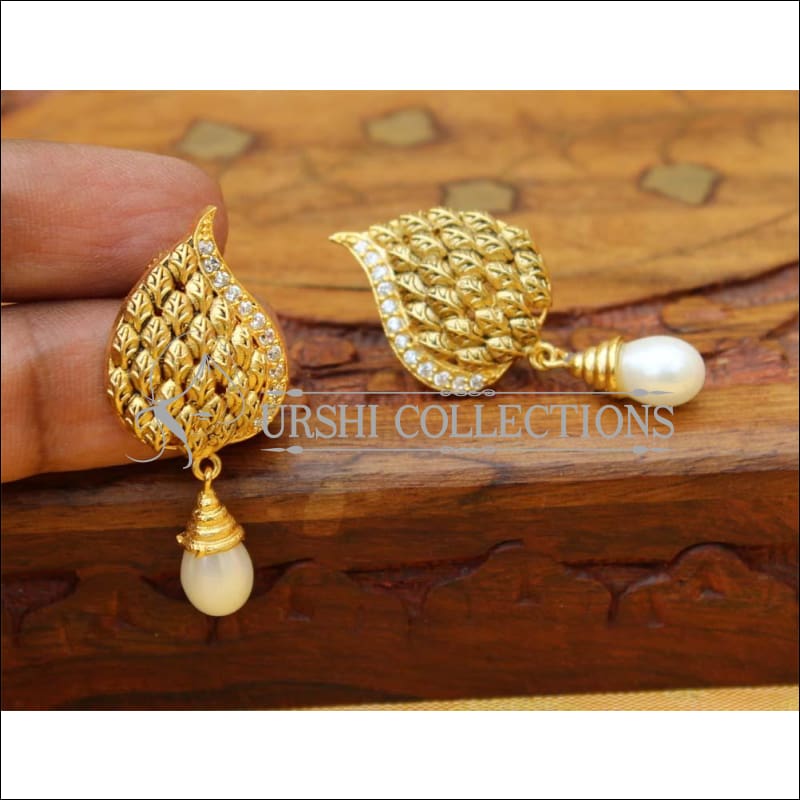 Designer Matte Finish Earrings UC-NEW1329 - Earrings