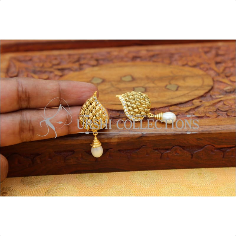 Designer Matte Finish Earrings UC-NEW1329 - Earrings