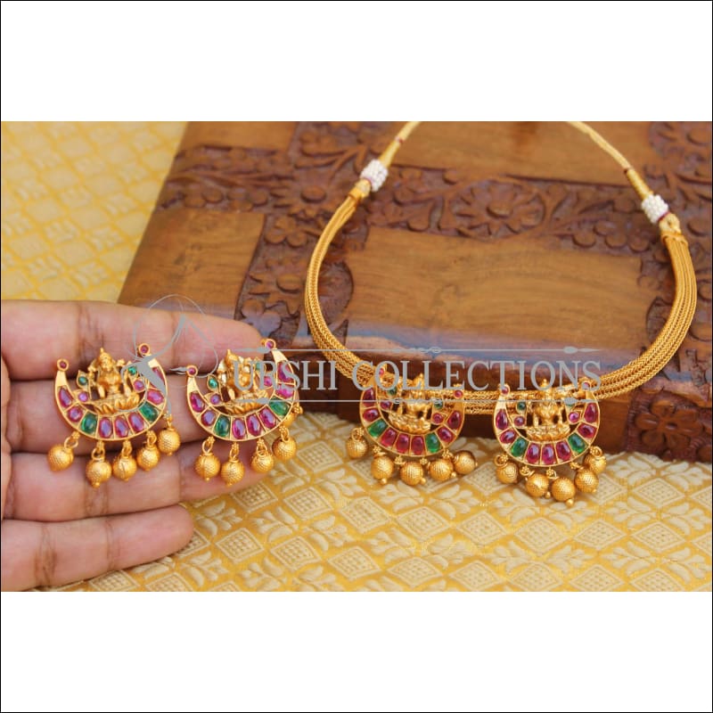 DESIGNER MATTE FINISH KEMPU LAKSHMI NECKLACE SET UTV663 - RUBY &GREEN - Necklace Set