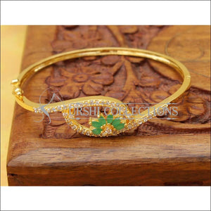 Elegant Gold Plated CZ Bracelet UC-NEW1699 - Bracelets