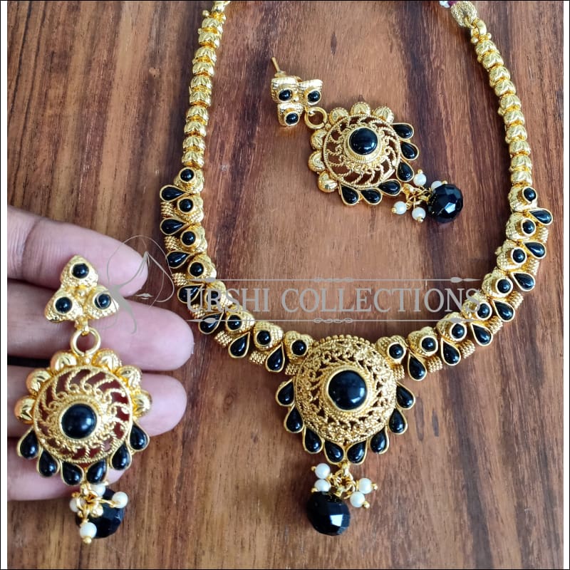ELEGANT GOLD PLATED NECKLACE SET UTV1124 - Necklace Set
