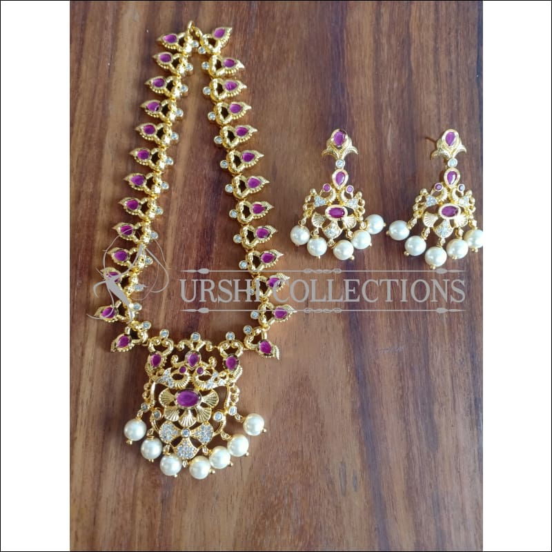 ELEGANT GOLD PLATED NECKLACE SET UTV1219 - WHITE &RUBY - Necklace Set