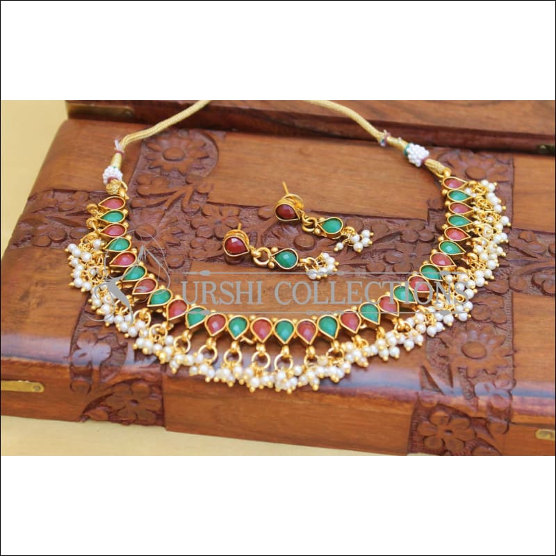 ELEGANT GOLD PLATED NECKLACE SET UTV470 - Necklace Set