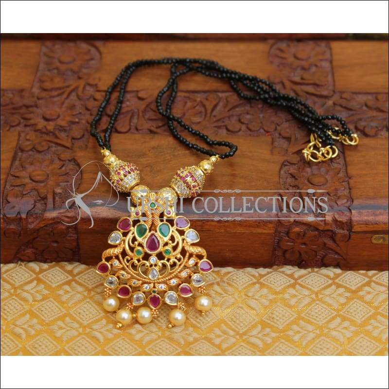 ELEGANT GOLD PLATED NECKLACE SET UTV302 - Necklace Set