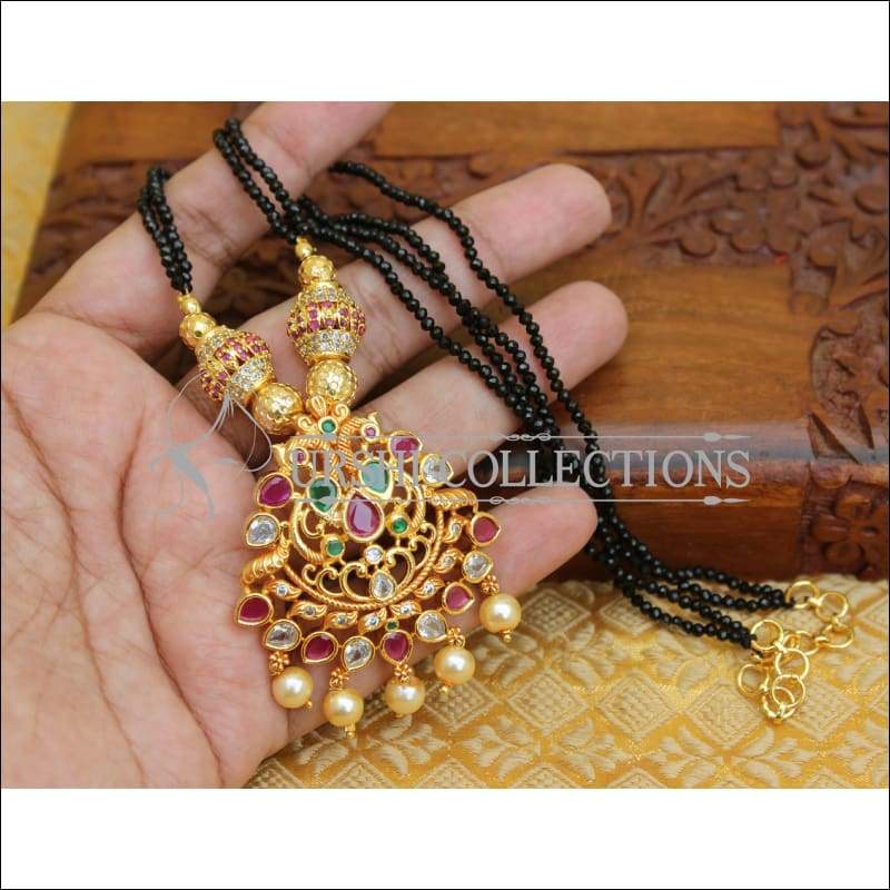 ELEGANT GOLD PLATED NECKLACE SET UTV302 - Necklace Set