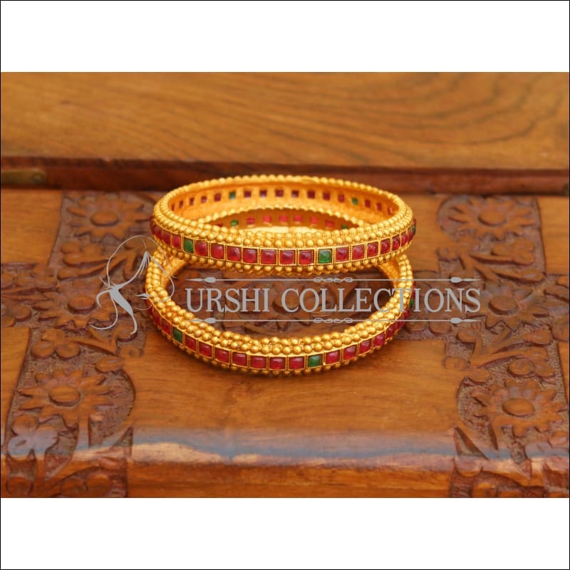ELEGANT MATTE FINISH KEMPU BANGLES SET UTV629 - Bangles