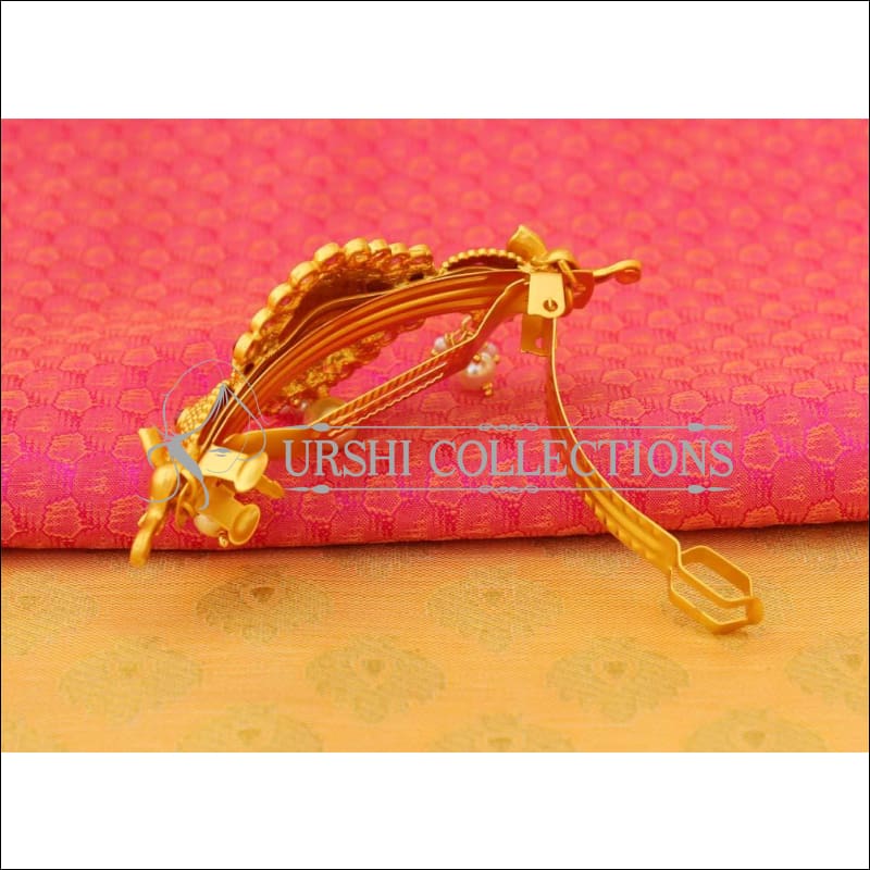 Elegant Matte Finish Lakshmi Hair Clip UC-NEW1538 - Hair Clips