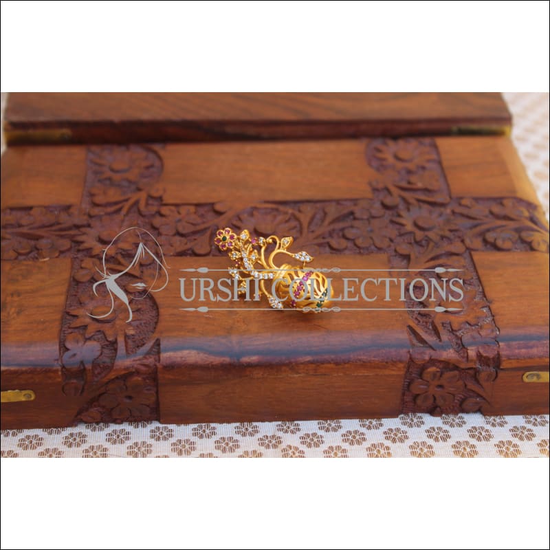 Elegant Matte Finish Saree Pin UC-NEW1925 - Multi - saree pins