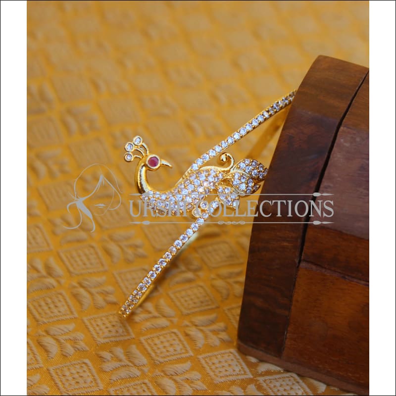 LOVELY CZ DESIGNER PEACOCK BRACLET UTV245 - Bracelets