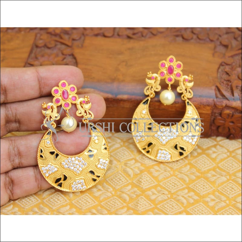 MATTE FINISH DESIGNER PEACOCK EARRINGS UTV248 - RED - Earrings